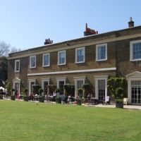 The Friends of Fulham Palace present: Light and Dark